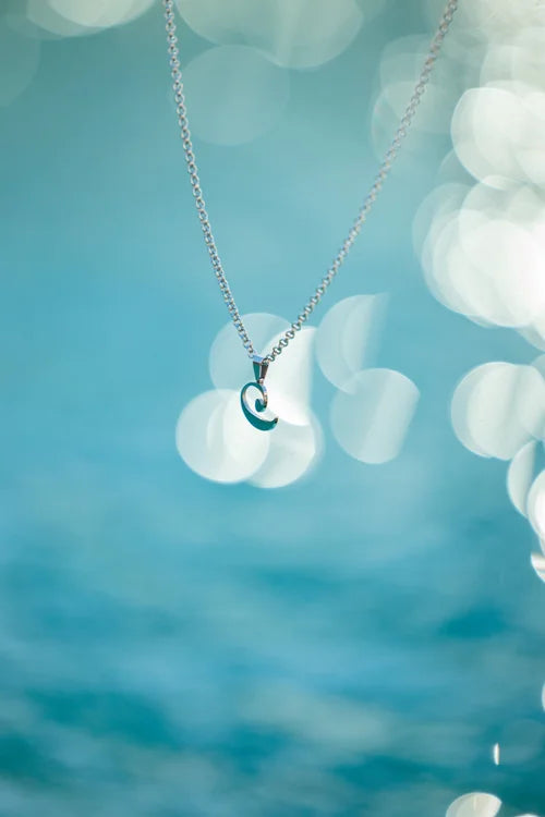 LE COLLIER