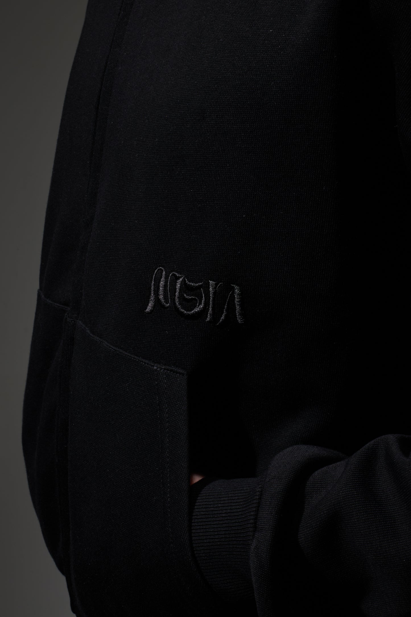 La veste crop.